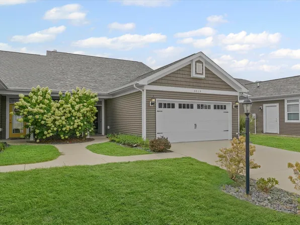 3019 E Stillwater Lndg, Urbana, IL 61802