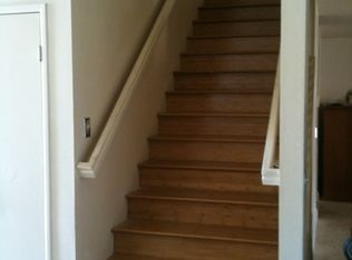 2440 W Sunnyview Dr, Rialto, CA 92377