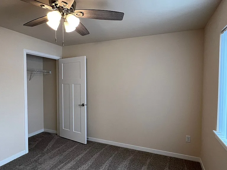 713 Caroline St — Photo 140