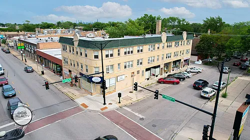 Belmont Cragin Apts Available! Photo 1
