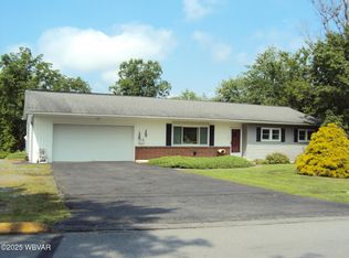 117 Oak Ln, Flemington, PA 17745