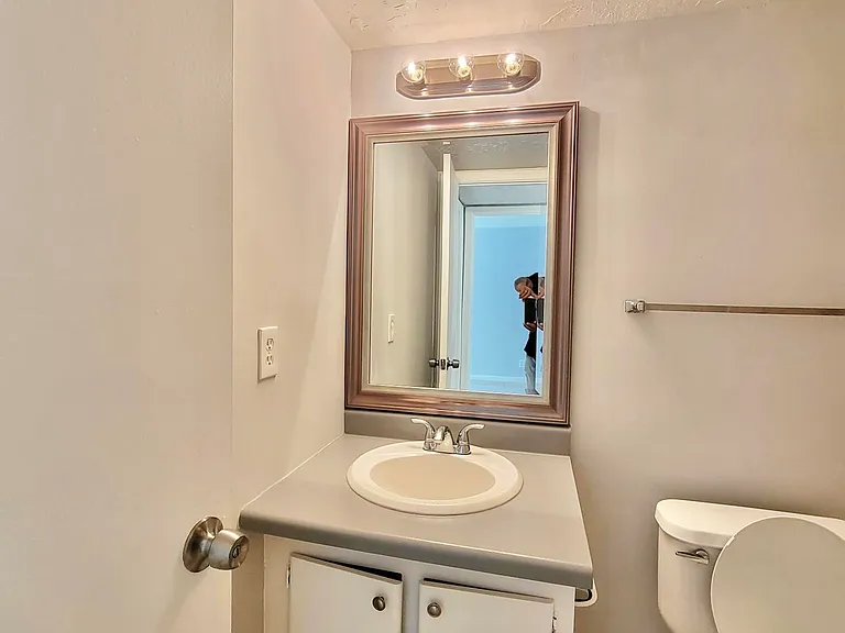1500 N Congress Ave #B47 — Photo 9