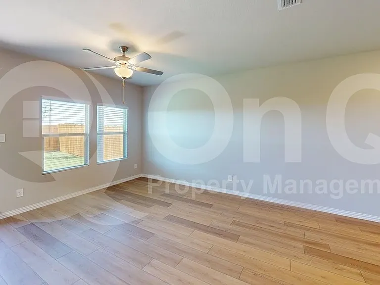 1209 Bridgewalk Dr — Photo 8