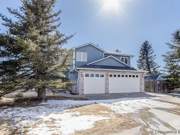 8313 Red Fox Rd, Cheyenne, WY 82009