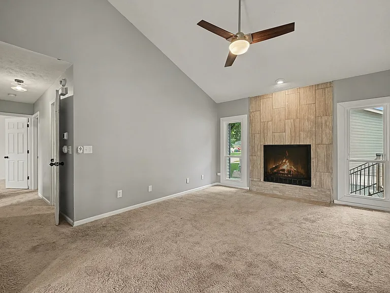 10808 Hogantown Dr — Photo 5