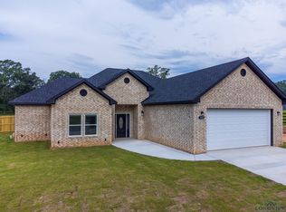 16801 Par Rd, Gladewater, TX 75647