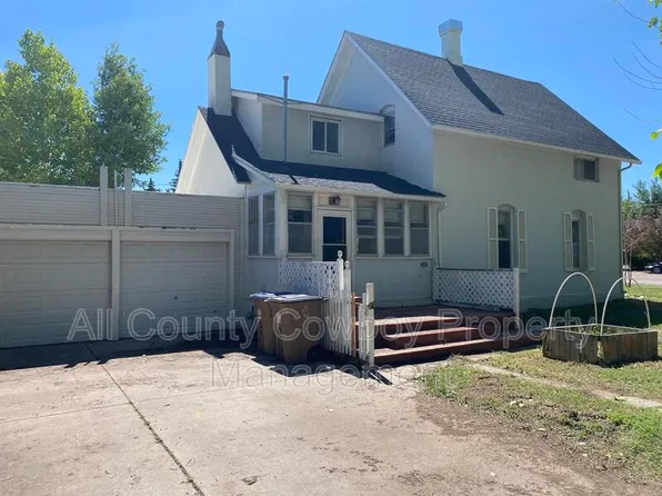 703 E University Ave, Laramie, WY 82072