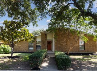 2218 Red Bluff Dr, Carrollton, TX 75007