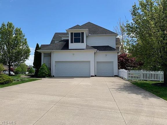 4th image of 3233 Meadow Ln