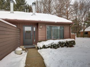 26 Evergreen Sq #1, Savoy, IL