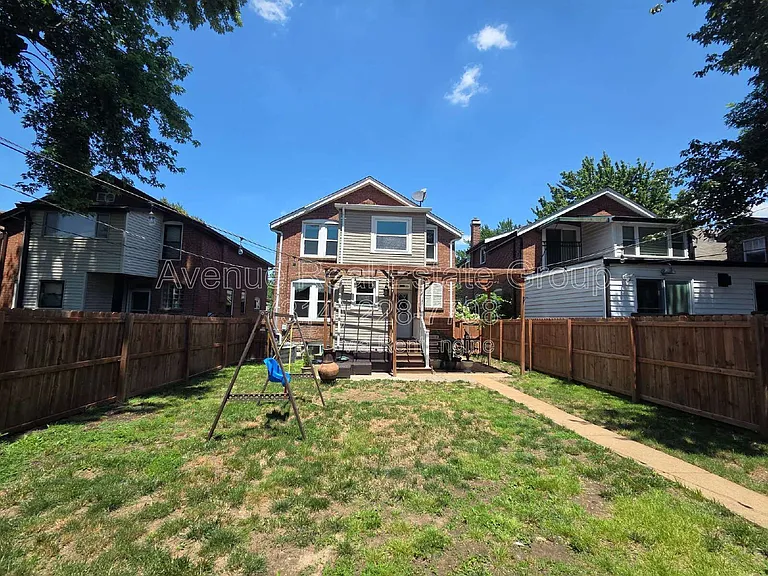 4114 Alma Ave — Photo 4
