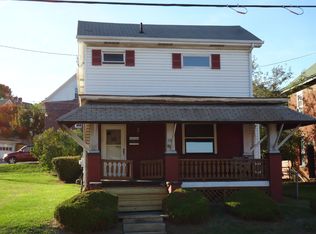 106 S Broadway St, Scottdale, PA 15683