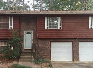 464 Wexwood Dr, Riverdale, GA