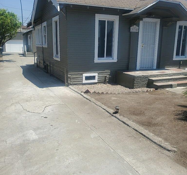1st image of 335 W 81st St