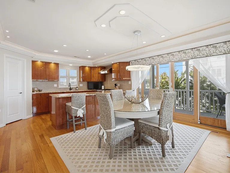 815 E Brigantine Ave #7 — Photo 7
