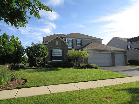 2nd image of 5880 Chatham Dr