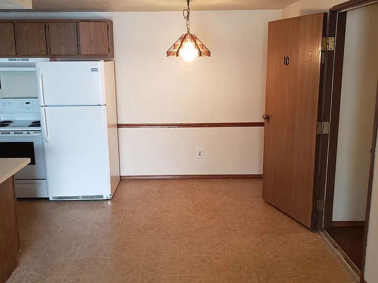 315 S Kools St — Photo 12