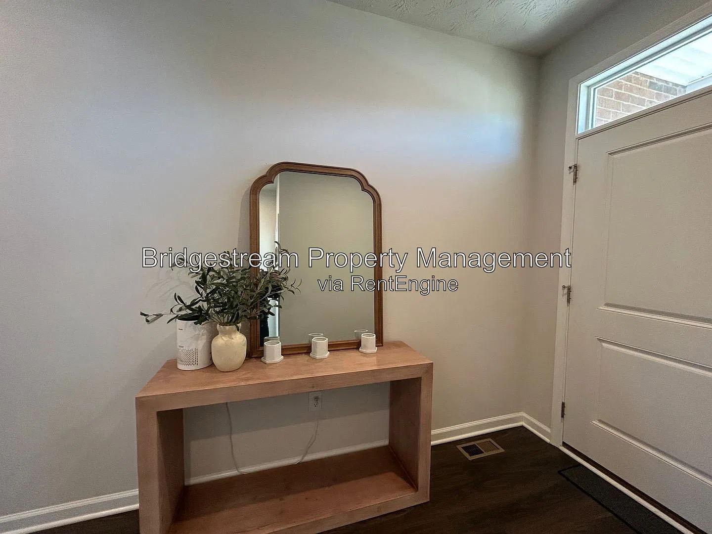 4 bed, 2.5 bath, 2514 sqft, $2,695 — Photo 3