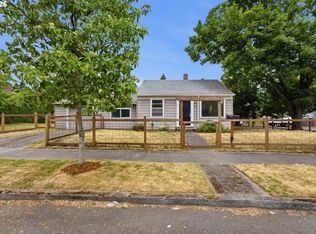 8011 N Clarendon Ave, Portland, OR 97203