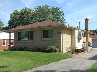 1023 Victoria Ave, Berkeley, IL 60163