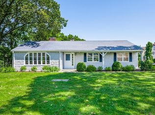 16 Baywater Dr, Darien, CT 06820
