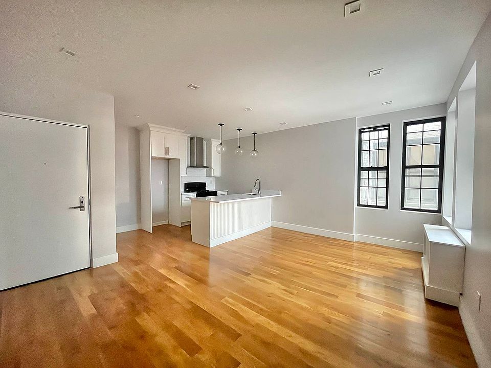 1st image of 55 E 21st St APT 1F