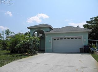 18371 Creek Dr, Fort Myers, FL 33908
