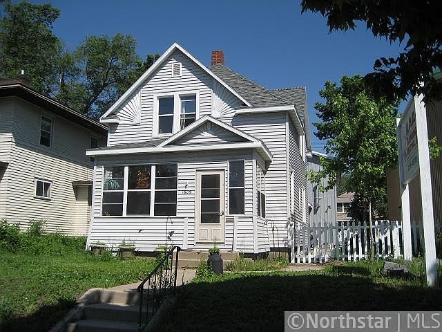 2nd image of 1605 Saint Germain St W