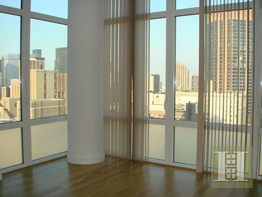 Rented by Halstead Real Estate | media 4