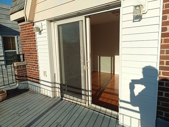 3rd image of 7807 88th St #2