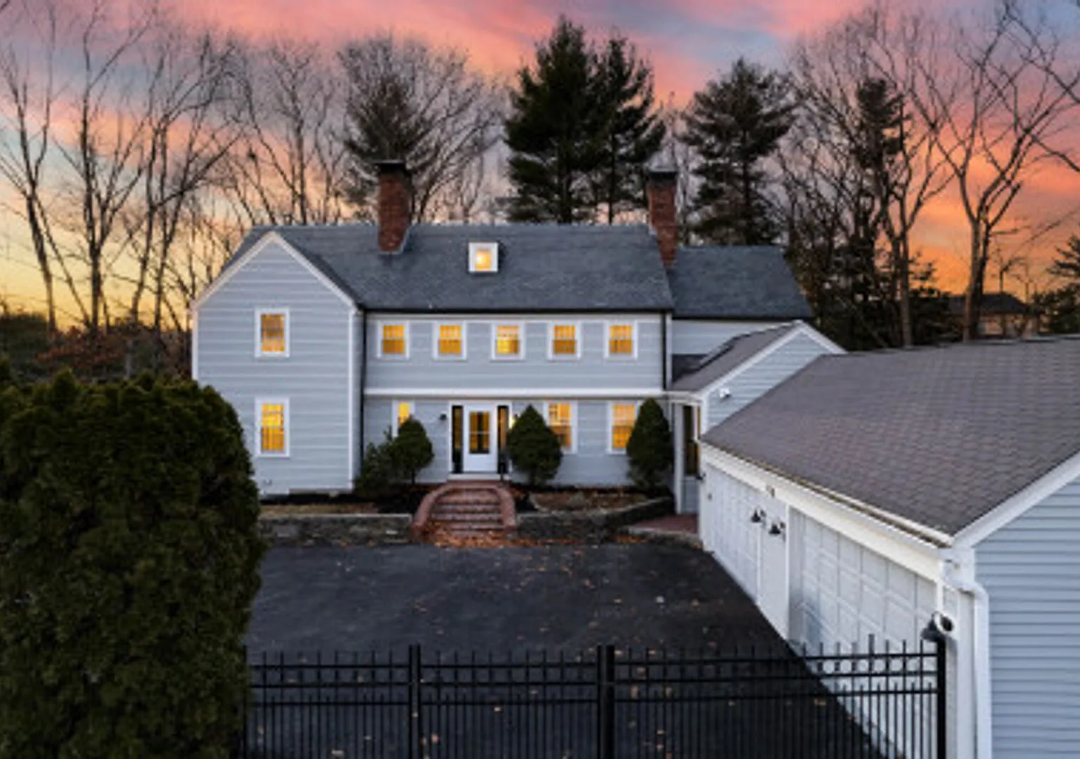 Luxury Single Family in Newton - Free Rent Through September — Photo 1