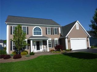 171 Timarron Trl, Rochester, NY 14612