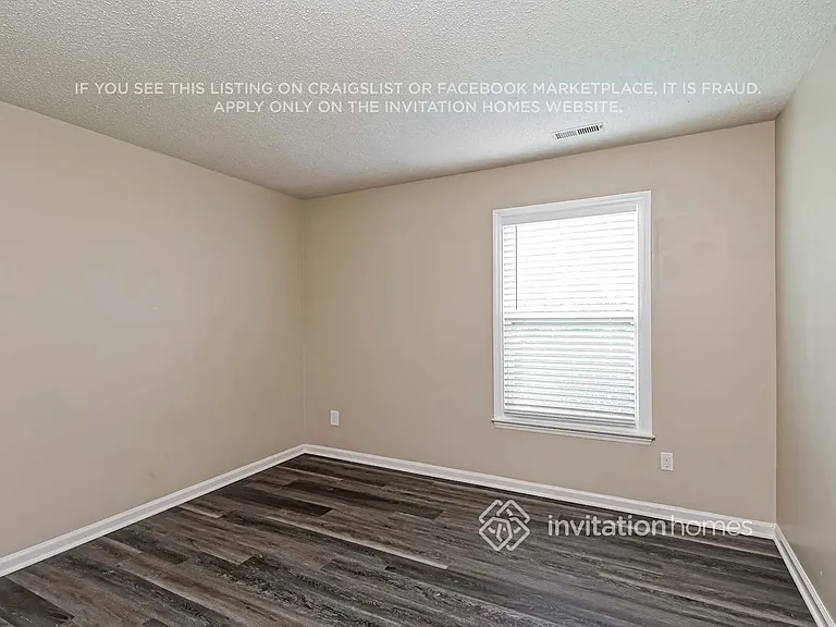 5937 Loch Arbor Ln — Photo 14