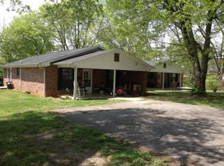 598 Monroe St, Madisonville, TN 37354