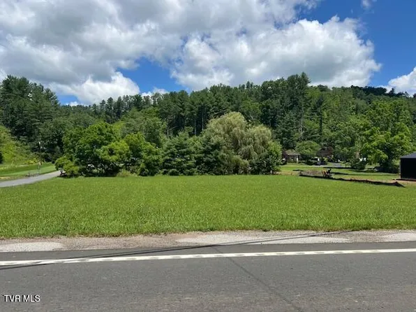 W Main St, Mountain City, TN 37683