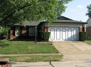 3674 Woodpath Dr, Florissant, MO