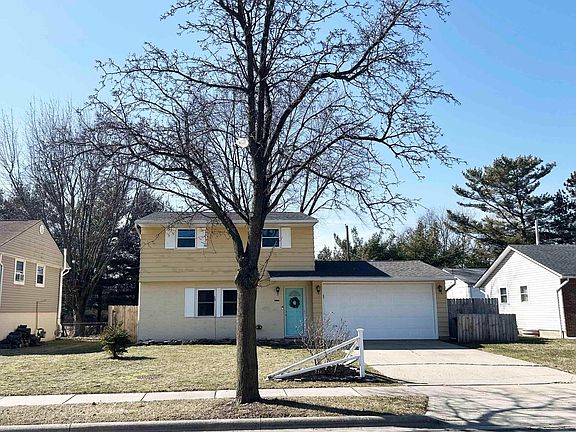 3rd image of 429 Westport Dr
