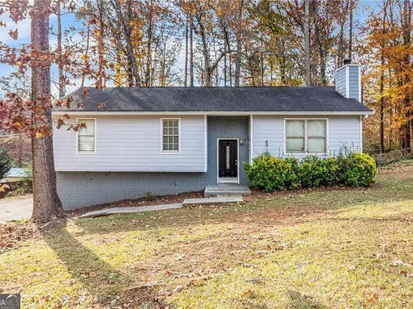 2326 Chestnut Log Dr, Lithia Springs, GA 30122