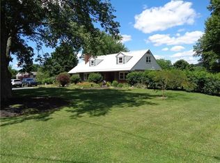 3725 Best Station Rd, Slatington, PA 18080