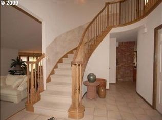 801 S 69th St, Springfield, OR 97478