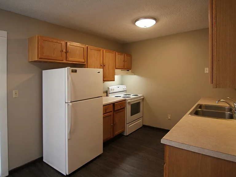 2 Bedroom Townhomes — Photo 8