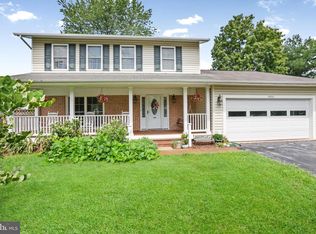 9255 Garnet Ct, Manassas, VA 20110