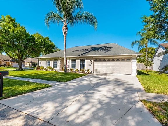 2nd image of 18302R Cypress Stand Cir