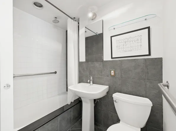 310 West 56th Street image 5 of 6