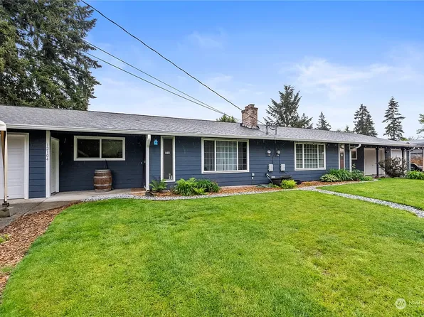 12102-12104 29th St E, Puyallup, WA 98372