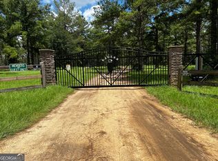 1564 Eagles Point, Surrency, GA 31563