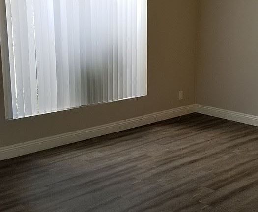 5th image of 24606 Avalon Blvd #A