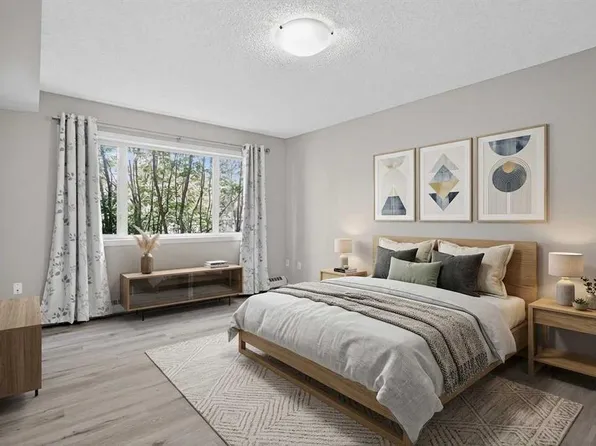 790 N Kingsmere Cres SW #116, Calgary, AB T2V 2G9