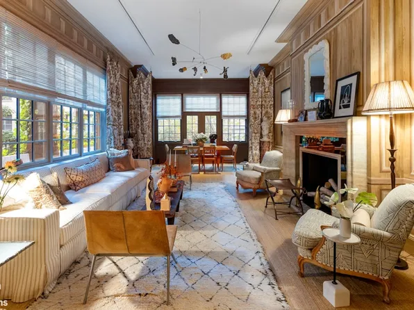 20 West 12th Street image 1 of 28