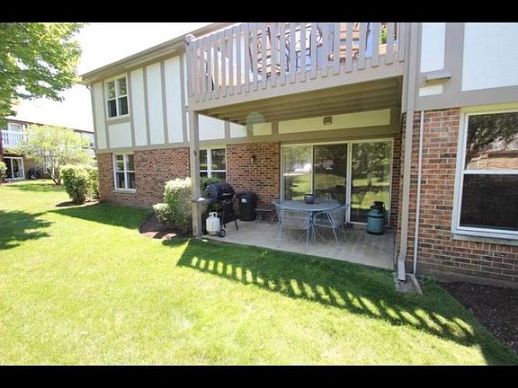 2nd image of 222 Coventry Cir